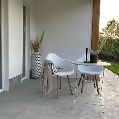 Stijlvol Huisje Met Veranda! Tuynloodz C Beers  Exterior foto