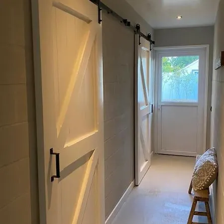 Stijlvol Huisje Met Veranda! Tuynloodz C Beers  Exterior foto